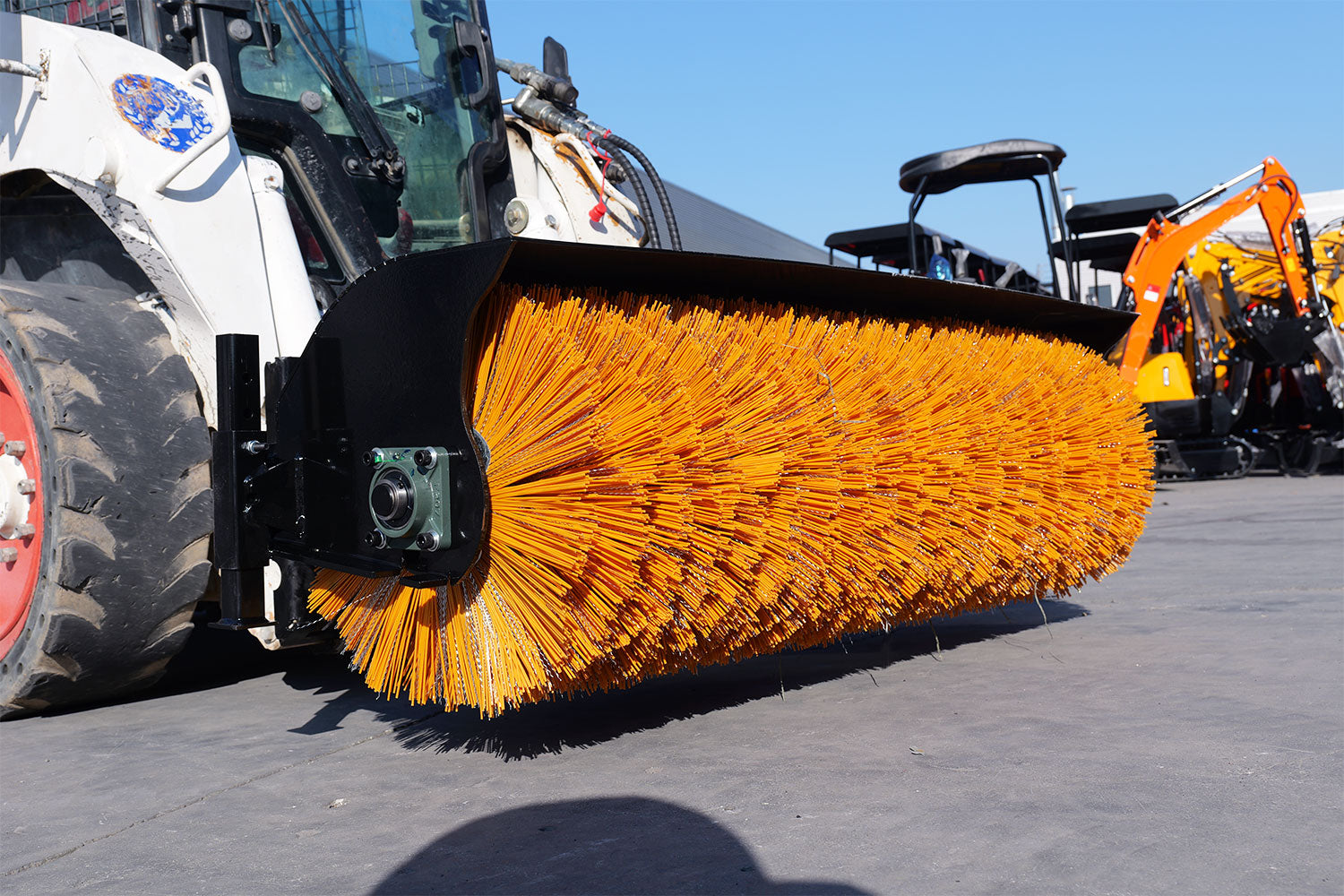 61' Sweeper Broom Attachment , 30-50r/min, for Skid Steer Loader