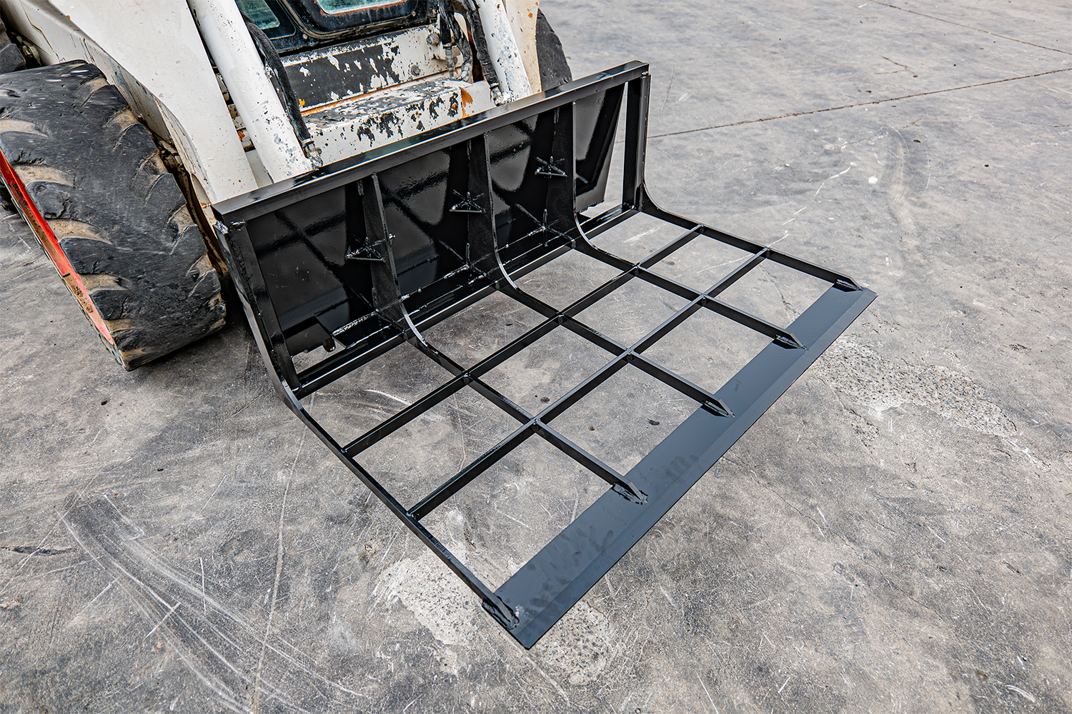 47.24 ' Skid Steer Loader Land Leveler Attachment