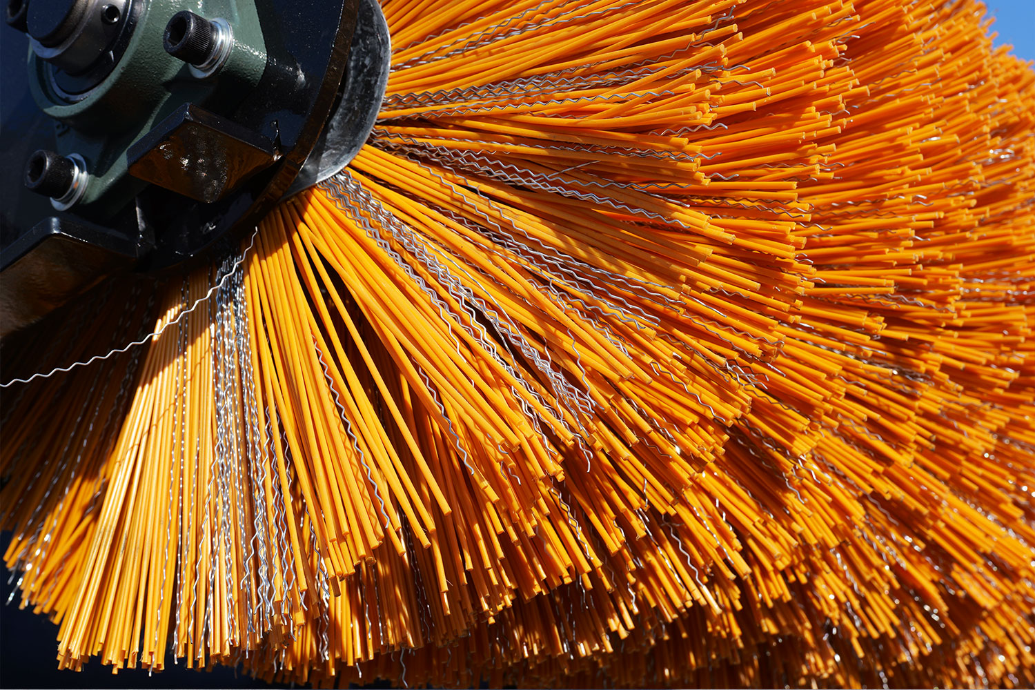 61' Sweeper Broom Attachment , 30-50r/min, for Skid Steer Loader