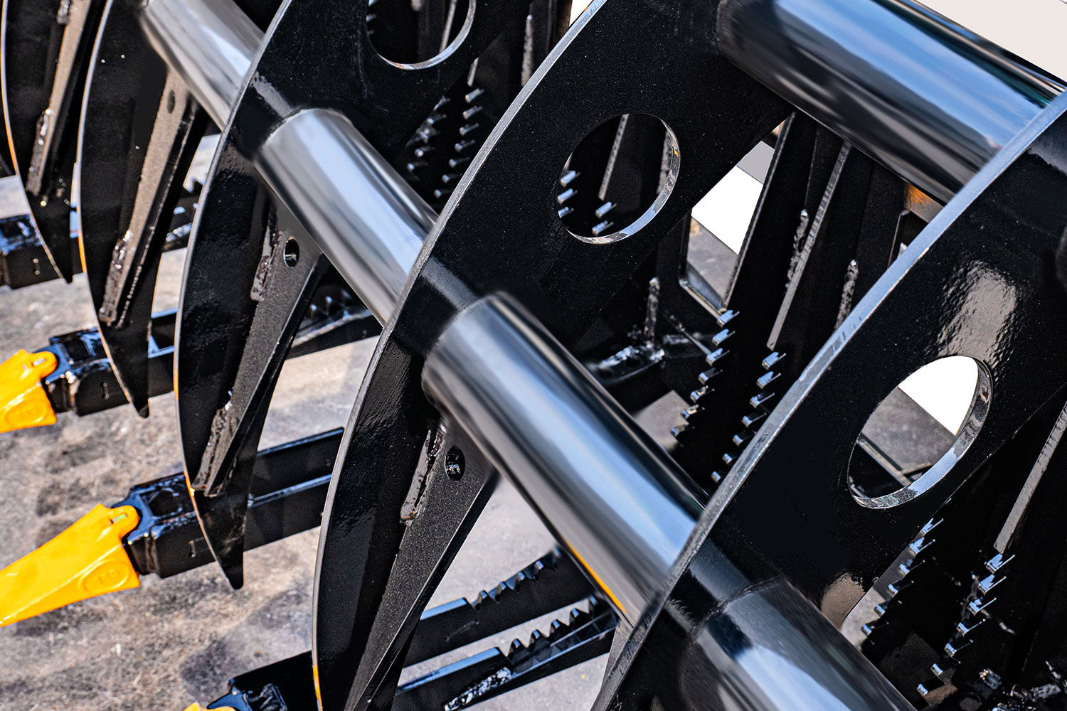 72' Skid Steer Grapple Attachment, 45' Claw Opening