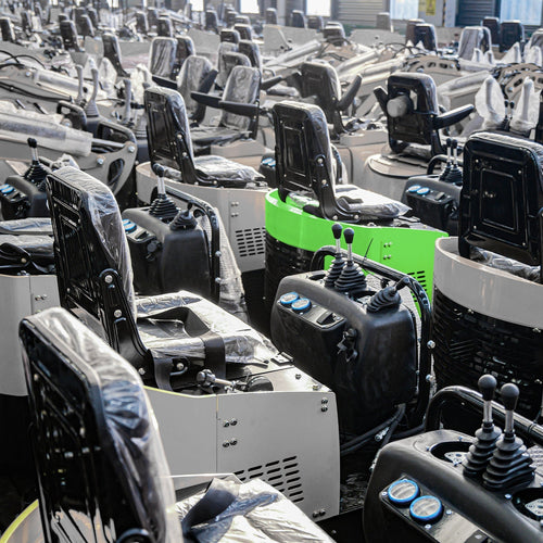 13.5 HP,1-ton Green Mini Excavator, Gasoline, With Thumb Clip For Sale