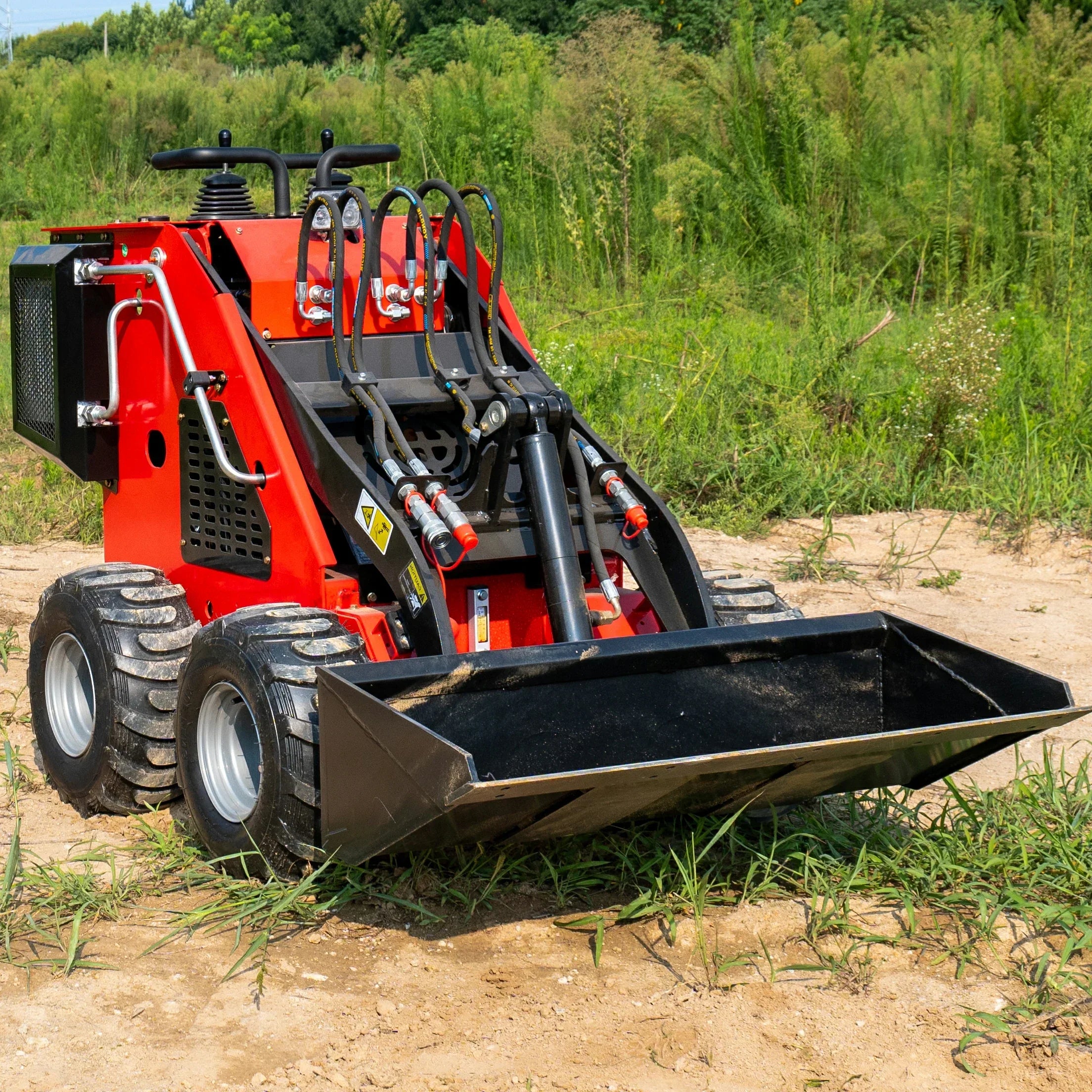 Mini Stand On Skid Steer Wheel Loader With 13.5 HP Gasoline Engine