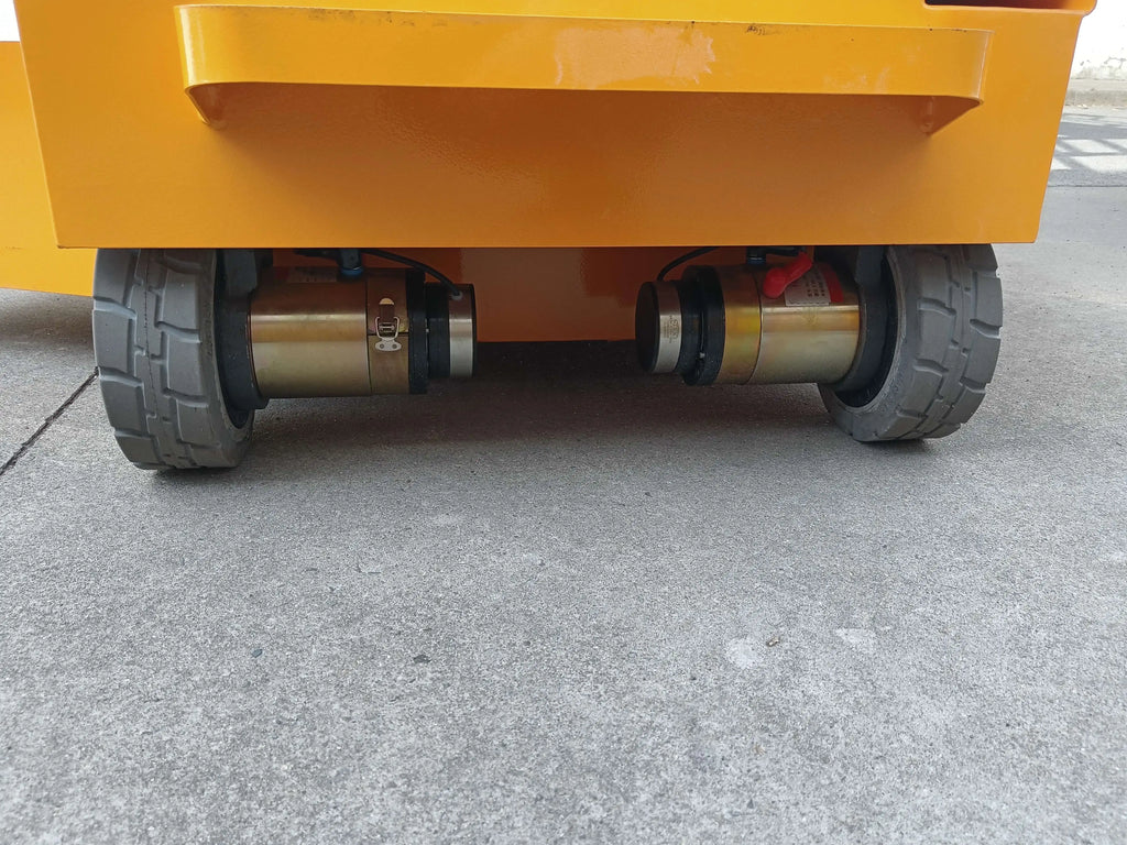 Scissor Lifter 300KG Elevated Work Platform 3m, 3.9m, 4m Self Propelled Scissor Mobile Electric Lift Platforms for Sale