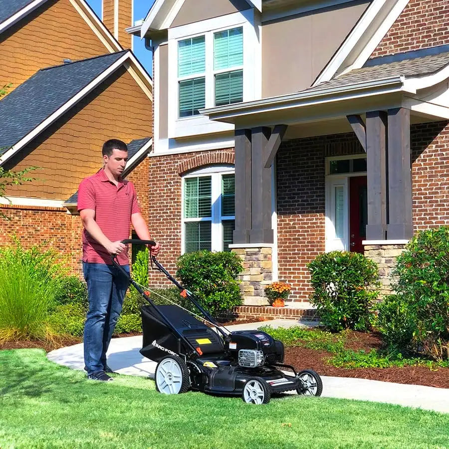 Self Propelled Lawn Mower Yard Force Briggs Stratton 150cc Engine 22-inch Deck 3-in-1 Mulch Bag Side Discharge 12-inch Wheels