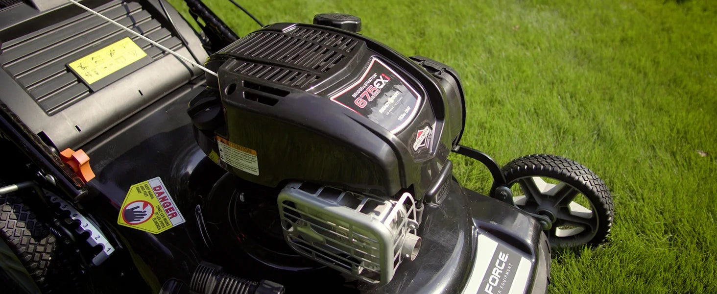 Self Propelled Lawn Mower Yard Force Briggs Stratton 150cc Engine 22-inch Deck 3-in-1 Mulch Bag Side Discharge 12-inch Wheels