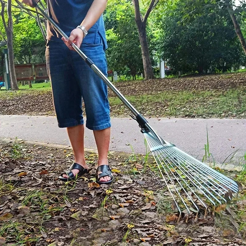 Small Garden Rake Quick Sweep Adjustable Aluminum Alloy Multi Toothed Comfortable To Grip Garden Leaf Rake for Lawn