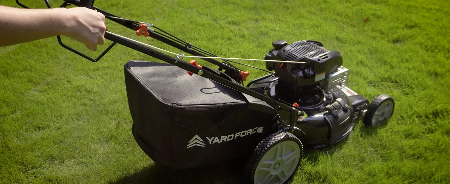 Self Propelled Lawn Mower Yard Force Briggs Stratton 150cc Engine 22-inch Deck 3-in-1 Mulch Bag Side Discharge 12-inch Wheels